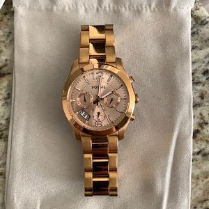 Fossil rose gold watch